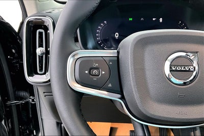 2026 Volvo XC40 B5 Core