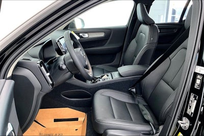 2026 Volvo XC40 B5 Core