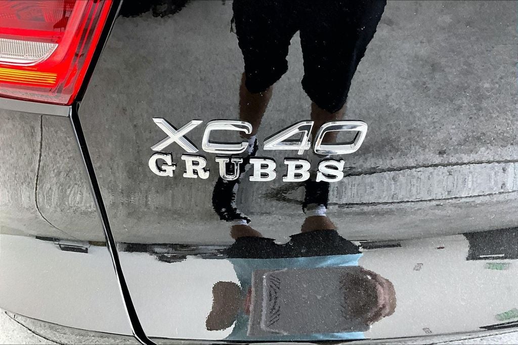 2026 Volvo XC40 B5 Core