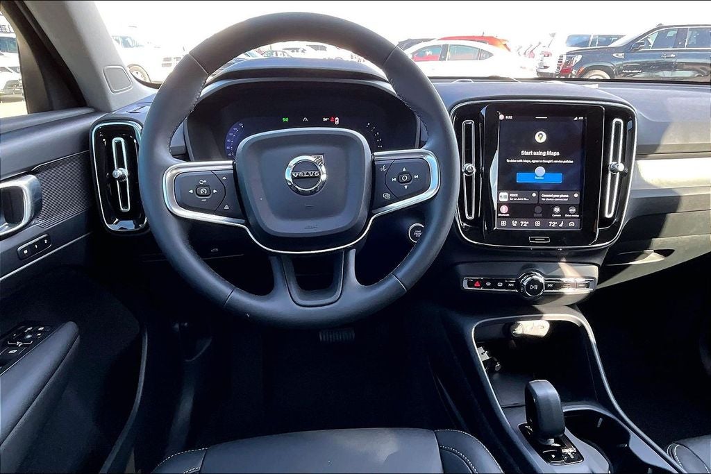 2026 Volvo XC40 B5 Core