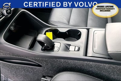 2025 Volvo XC40 B5 Core