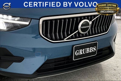 2025 Volvo XC40 B5 Core