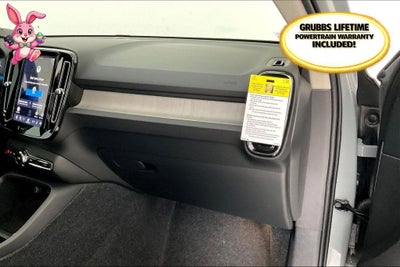 2026 Volvo XC40 B5 Core