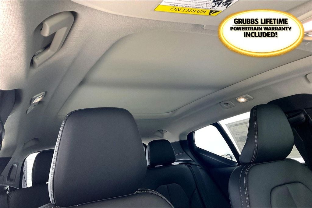 2026 Volvo XC40 B5 Core