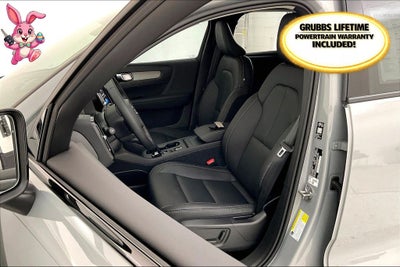 2026 Volvo XC40 B5 Core