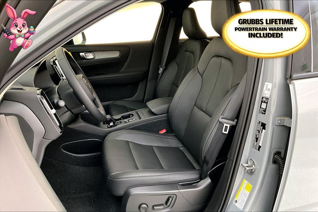 2026 Volvo XC40 B5 Core