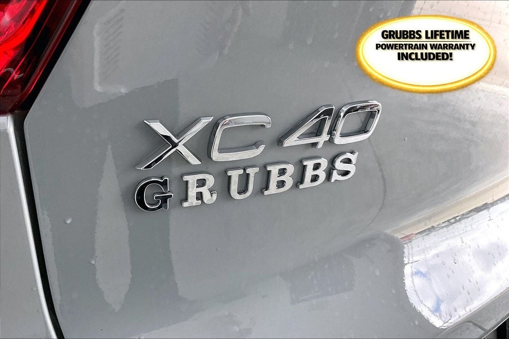 2026 Volvo XC40 B5 Core