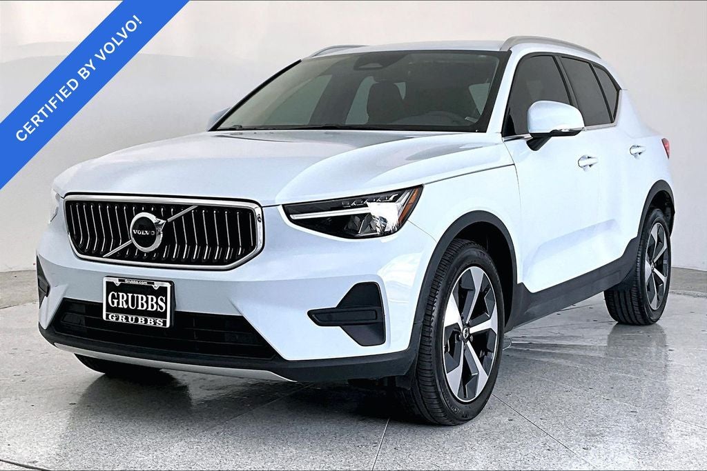 2024 Volvo XC40 B5 Core Bright Theme