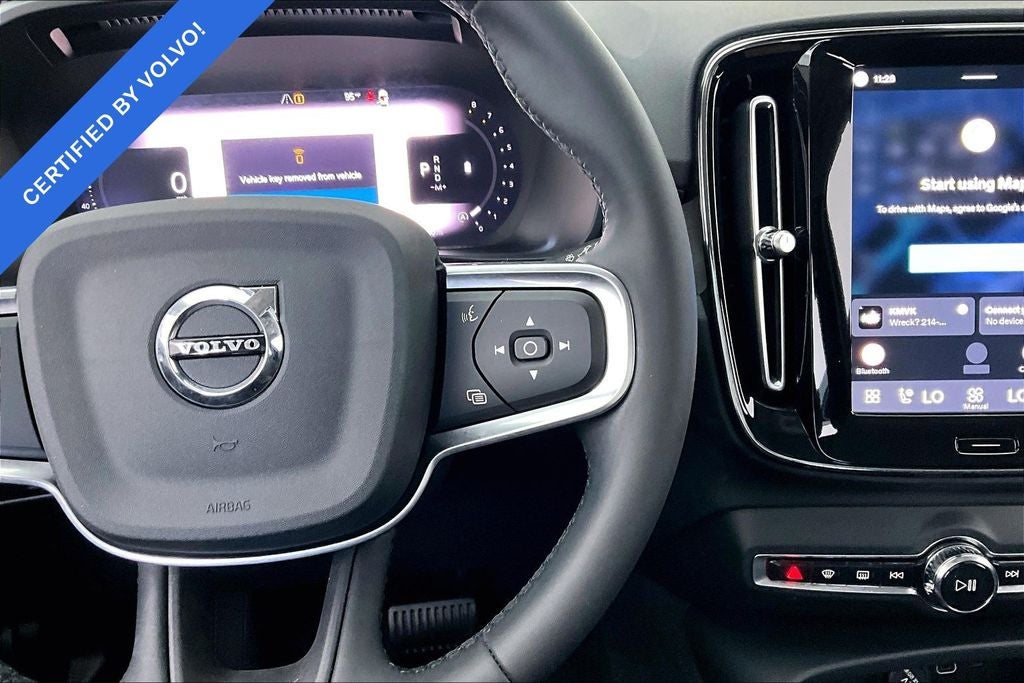 2024 Volvo XC40 B5 Core Bright Theme