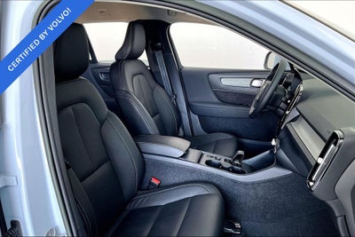 2024 Volvo XC40 B5 Core Bright Theme
