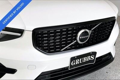 2024 Volvo XC40 B5 Core