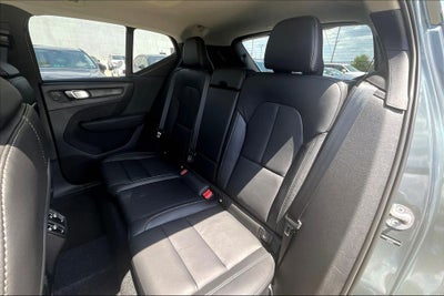 2026 Volvo XC40 B5 Core