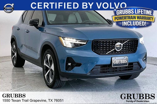 2024 Volvo XC40 B5 Plus Dark Theme