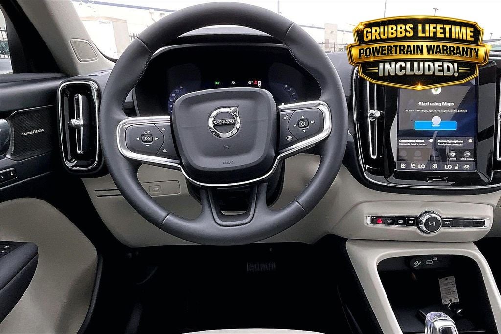 2026 Volvo XC40 B5 Ultra