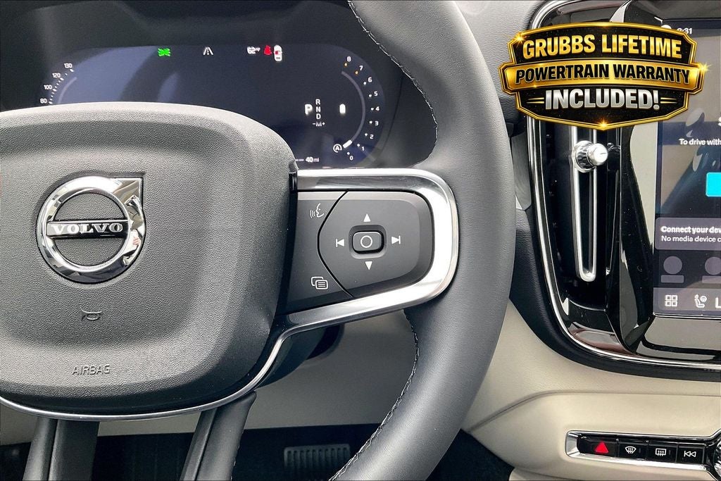 2026 Volvo XC40 B5 Ultra