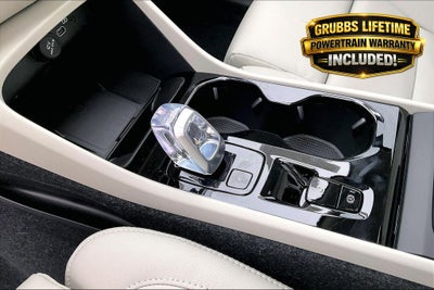 2026 Volvo XC40 B5 Ultra