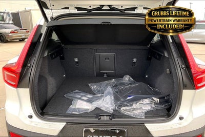 2026 Volvo XC40 B5 Ultra