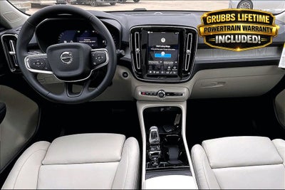 2026 Volvo XC40 B5 Ultra