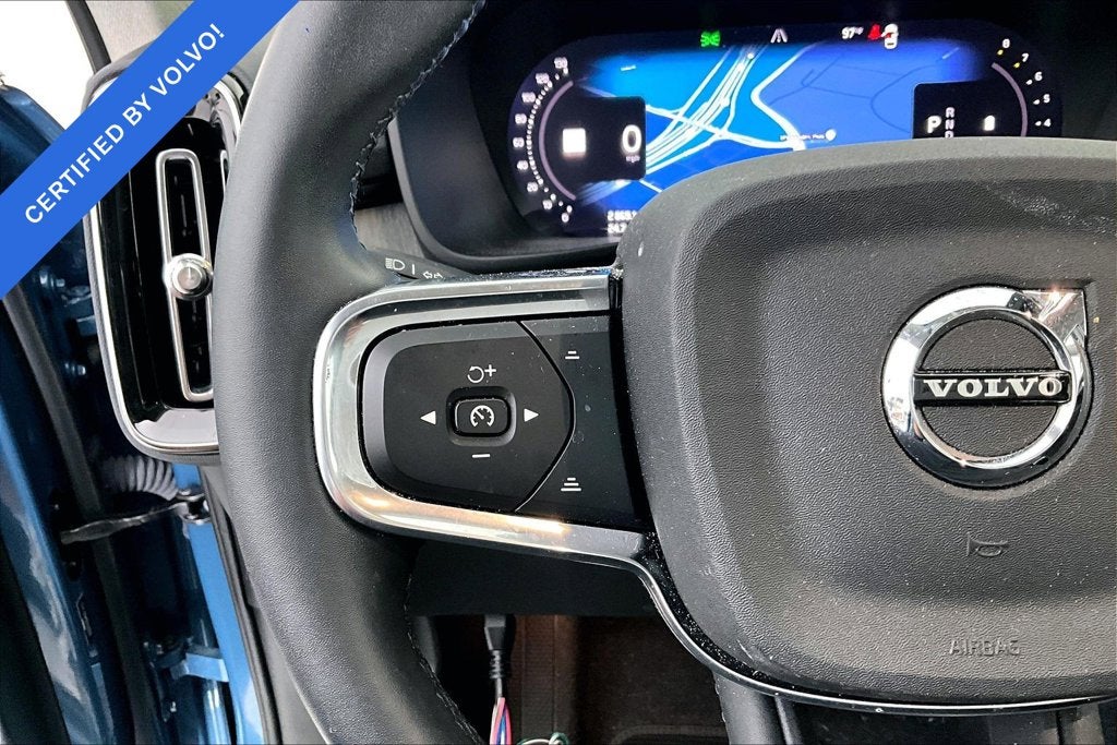 2024 Volvo XC40 Ultimate