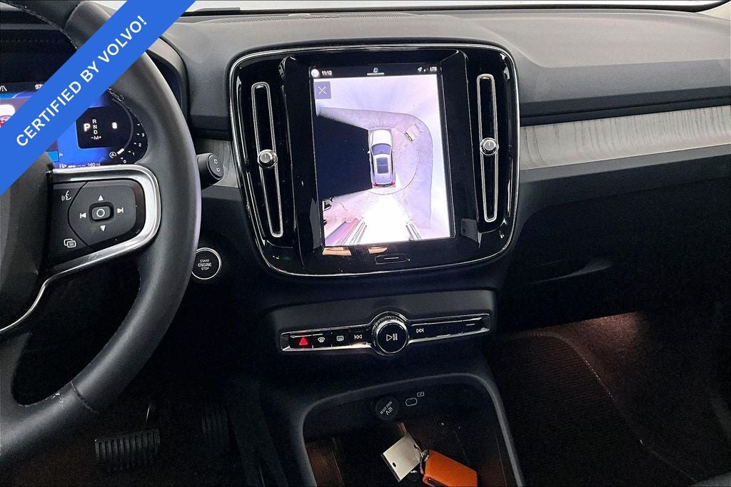 2024 Volvo XC40 Ultimate