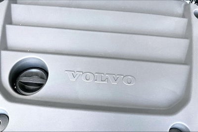 2026 Volvo XC40 B5 Ultra