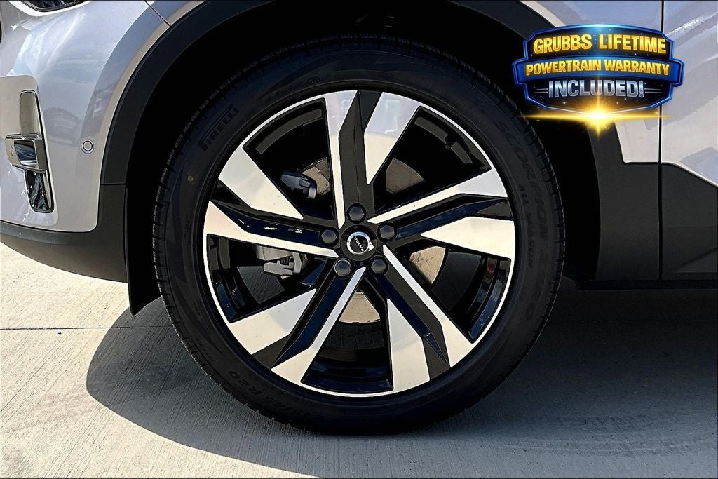 2026 Volvo XC40 B5 Ultra