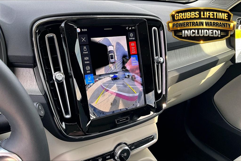 2026 Volvo XC40 B5 Ultra