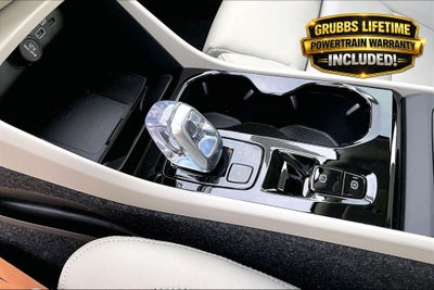 2026 Volvo XC40 B5 Ultra