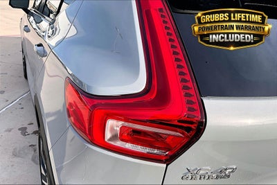 2026 Volvo XC40 B5 Ultra