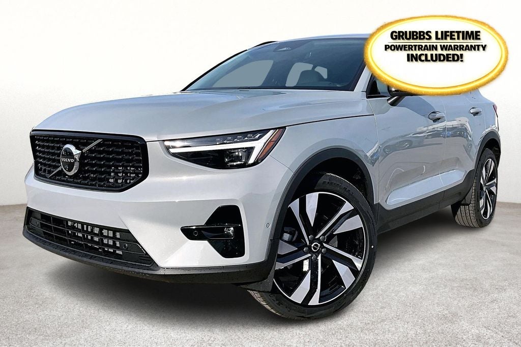 2026 Volvo XC40 B5 Ultra