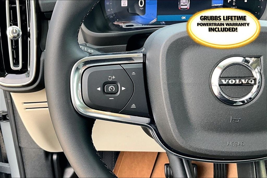 2026 Volvo XC40 B5 Ultra