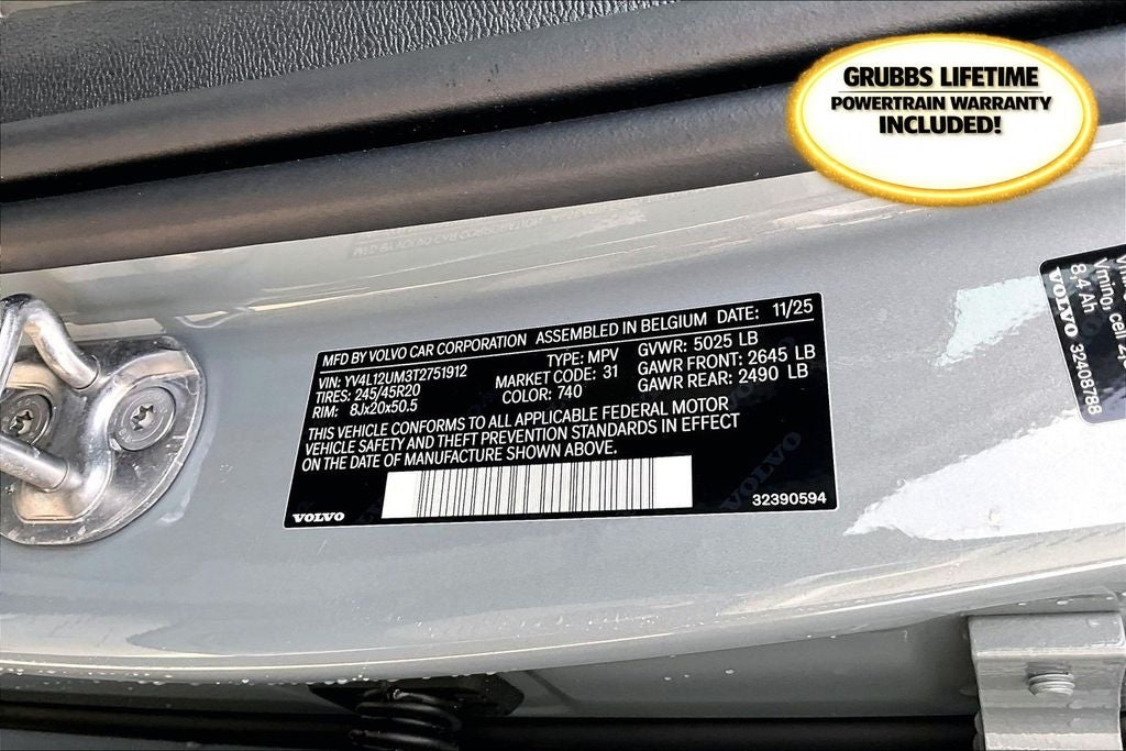 2026 Volvo XC40 B5 Ultra