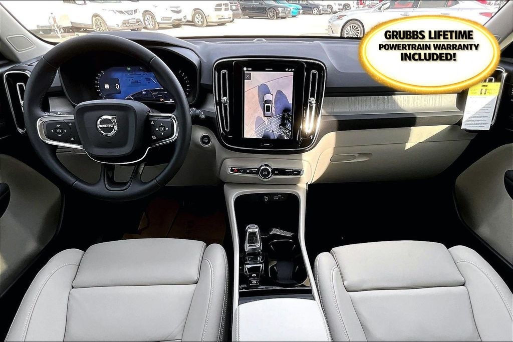 2026 Volvo XC40 B5 Ultra