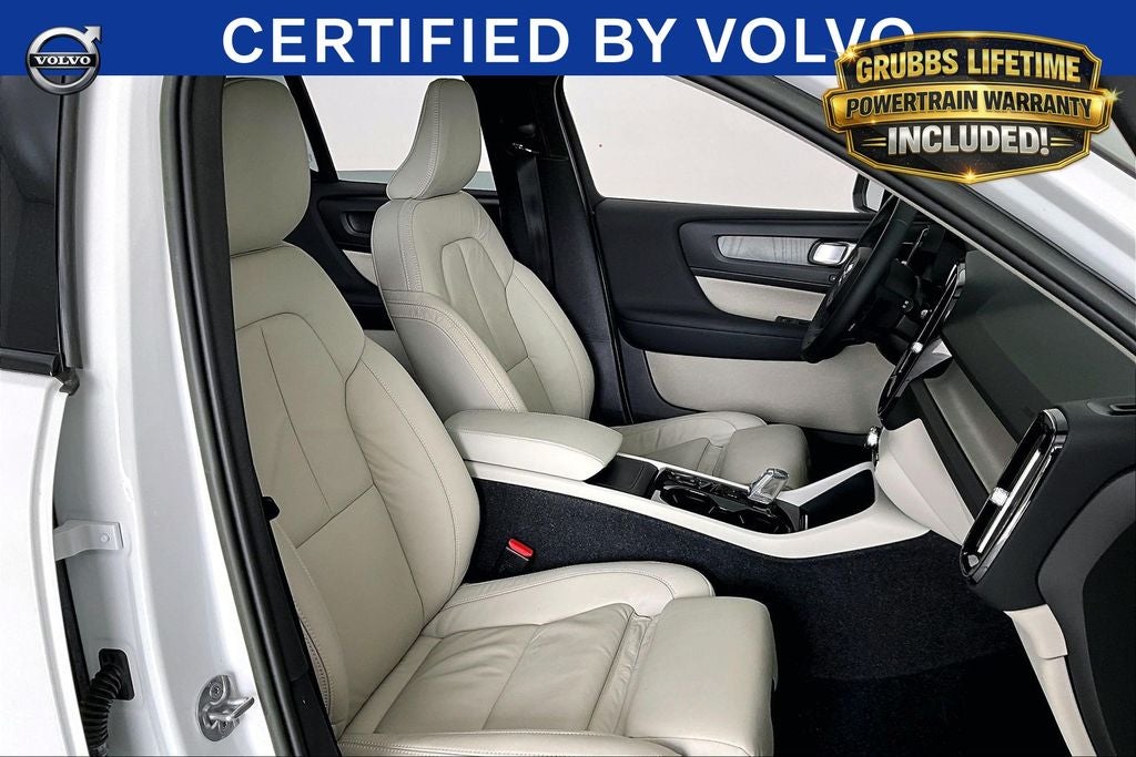 2023 Volvo XC40 Ultimate