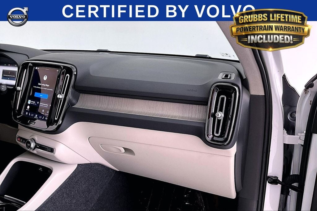 2023 Volvo XC40 Ultimate
