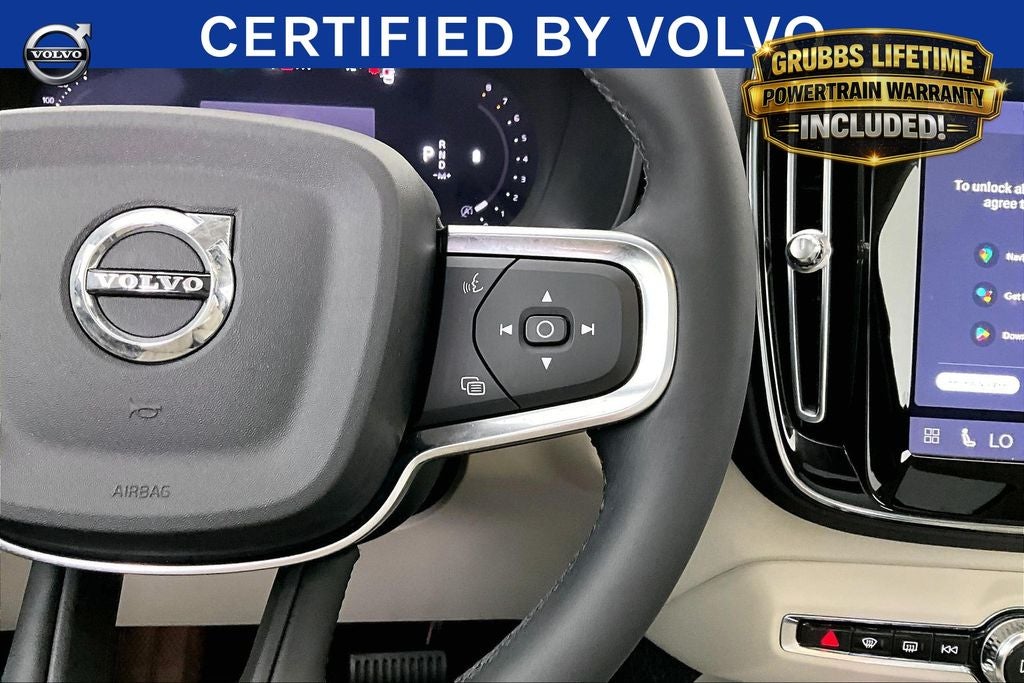 2023 Volvo XC40 Ultimate