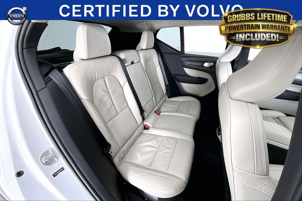 2023 Volvo XC40 Ultimate