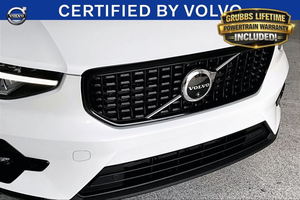 2023 Volvo XC40 Ultimate