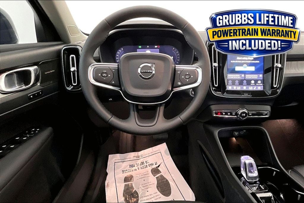 2026 Volvo XC40 B5 Ultra