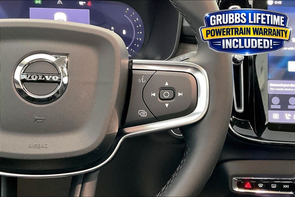 2026 Volvo XC40 B5 Ultra