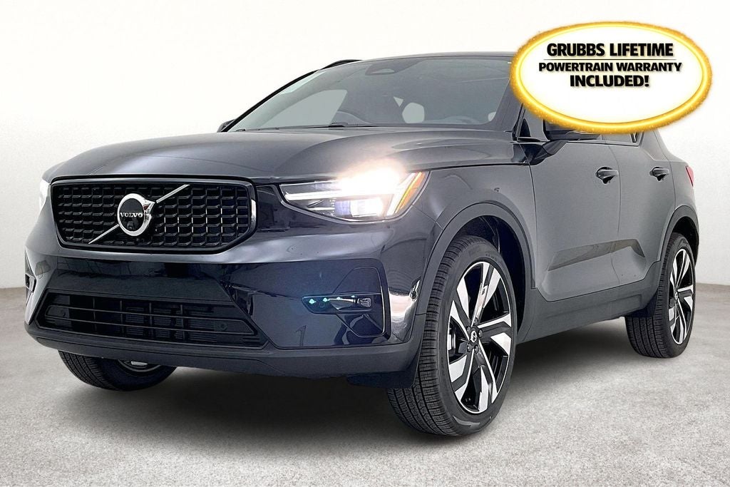 2026 Volvo XC40 B5 Ultra