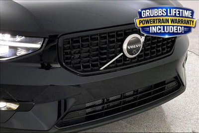 2026 Volvo XC40 B5 Ultra