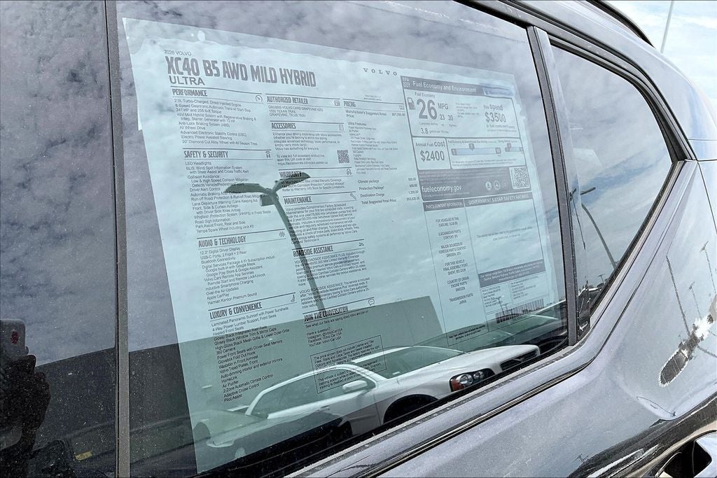 2026 Volvo XC40 B5 Ultra