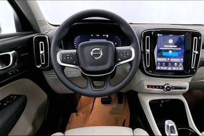 2026 Volvo XC40 B5 Ultra