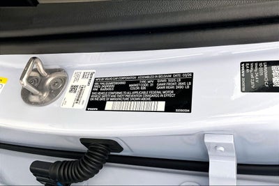 2026 Volvo XC40 B5 Ultra