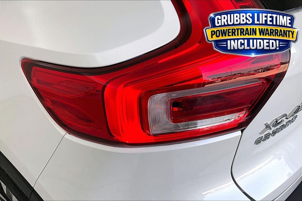 2026 Volvo XC40 B5 Ultra