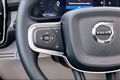 2026 Volvo XC40 B5 Ultra