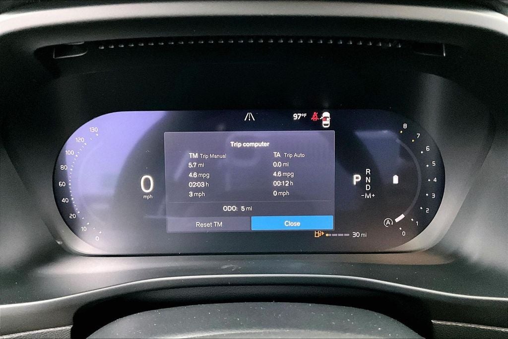 2026 Volvo XC40 B5 Ultra