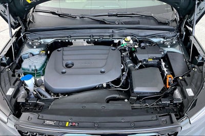 2026 Volvo XC40 B5 Ultra