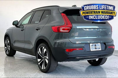 2026 Volvo XC40 B5 Ultra